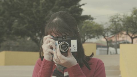 Девушка, камера, фотографии