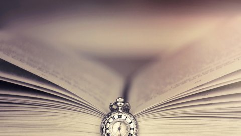 Книга, часы, закладки, настроение