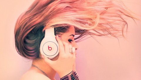 Dr dre, удары монстра, наушники, девушка
