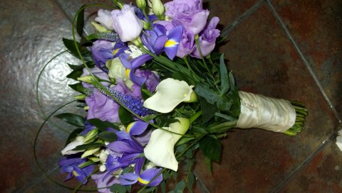 каллы, ирис, Lisianthus рассел, букет, декор