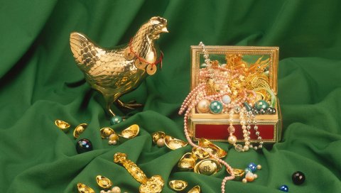 курица, текстиль, ювелирные изделия, золото