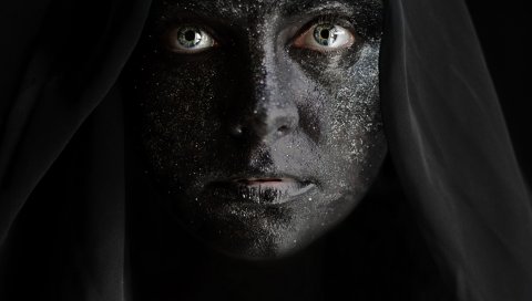 Лицо, макияж, маска, капюшон