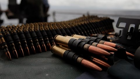 Оружие, боеприпасы, многие