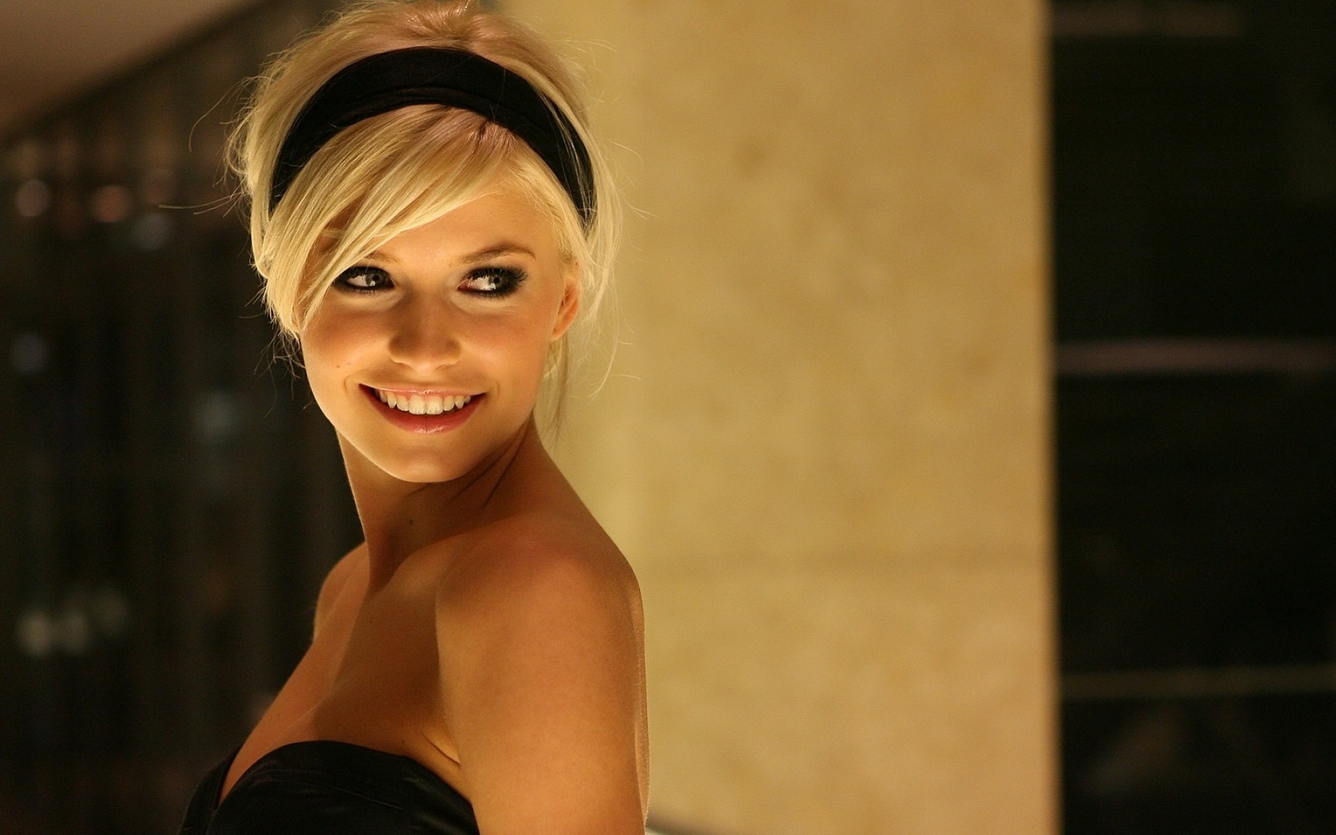 Картинки Lena gercke, блондинка, глаза, волосы фото и обои на рабочий стол