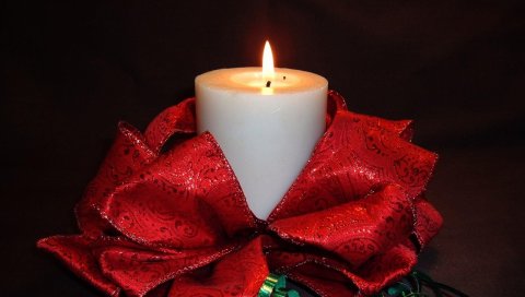 Свеча, ленты, луки, огонь