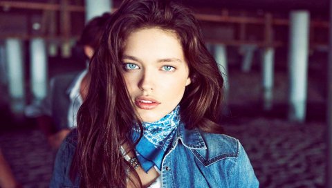 Emily didonato, брюнетка, джинсы, взгляд, голубоглазый