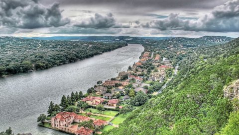 Здания, река, холмы, небо, пляж, деревья, hdr