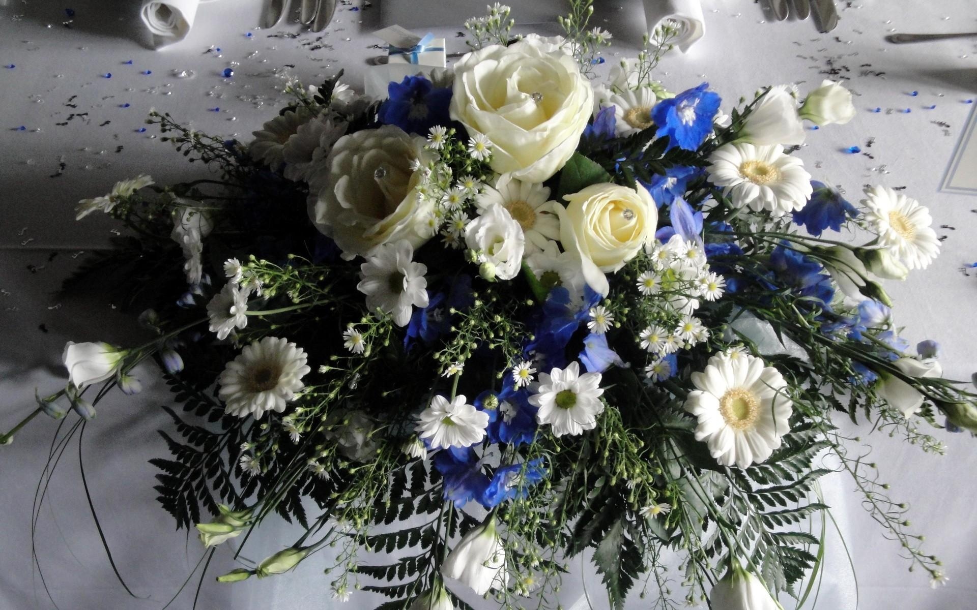 Картинки Russell lisianthus, гербера, ромашки, цвет, состав, стол, элегантные настройки места фото и обои на рабочий стол