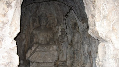 Longman гроты, пещеры, святые, рисунки, скульптура