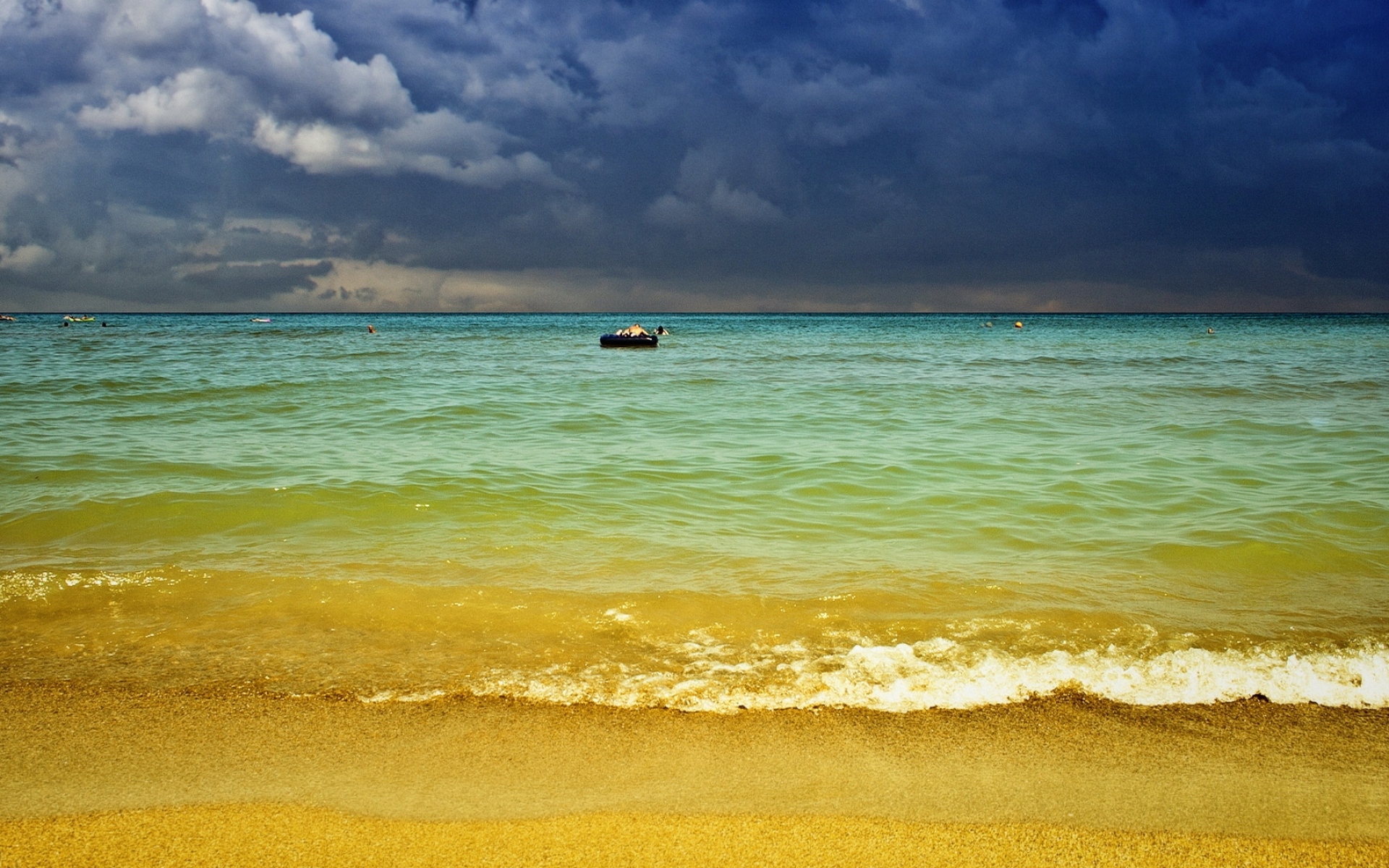 Море вы вероятно. Желтое море. Пляж. Море пляж. Желтое море пляж.