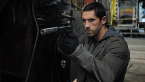 Scott adkins, оружие, перчатки,