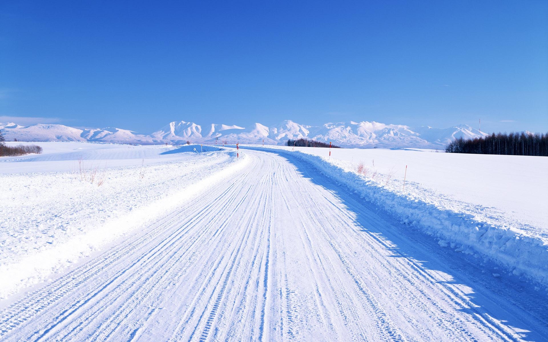 Картинки дорога, снег, зима, синий, белый,линии, тень фото и обои на рабочий стол