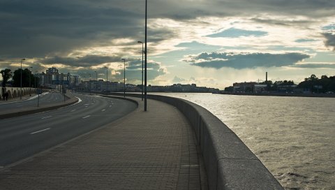 Набережная, парапет, река
