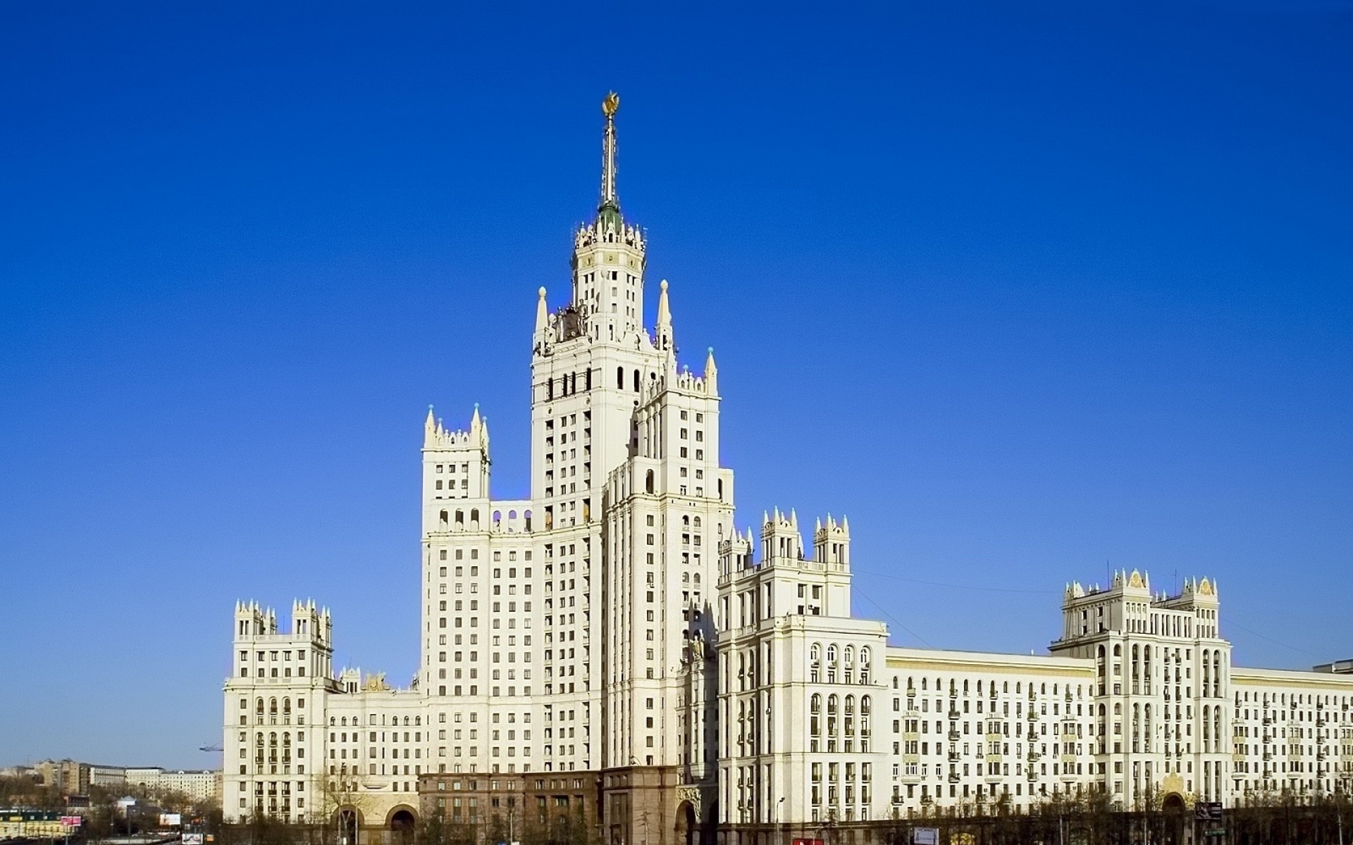 Картинки Московский университет, река, мост, россия фото и обои на рабочий стол