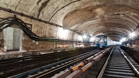 Метро, ??метро, ??рельсы, шпалы, туннель, провод провод, арка, свет, лампа, огни