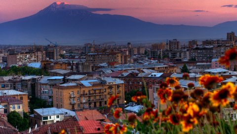 Армия, город, ереван