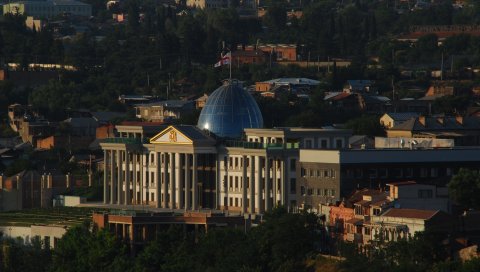 Грузия, Тбилиси, Авлабари президентский дворец, здание