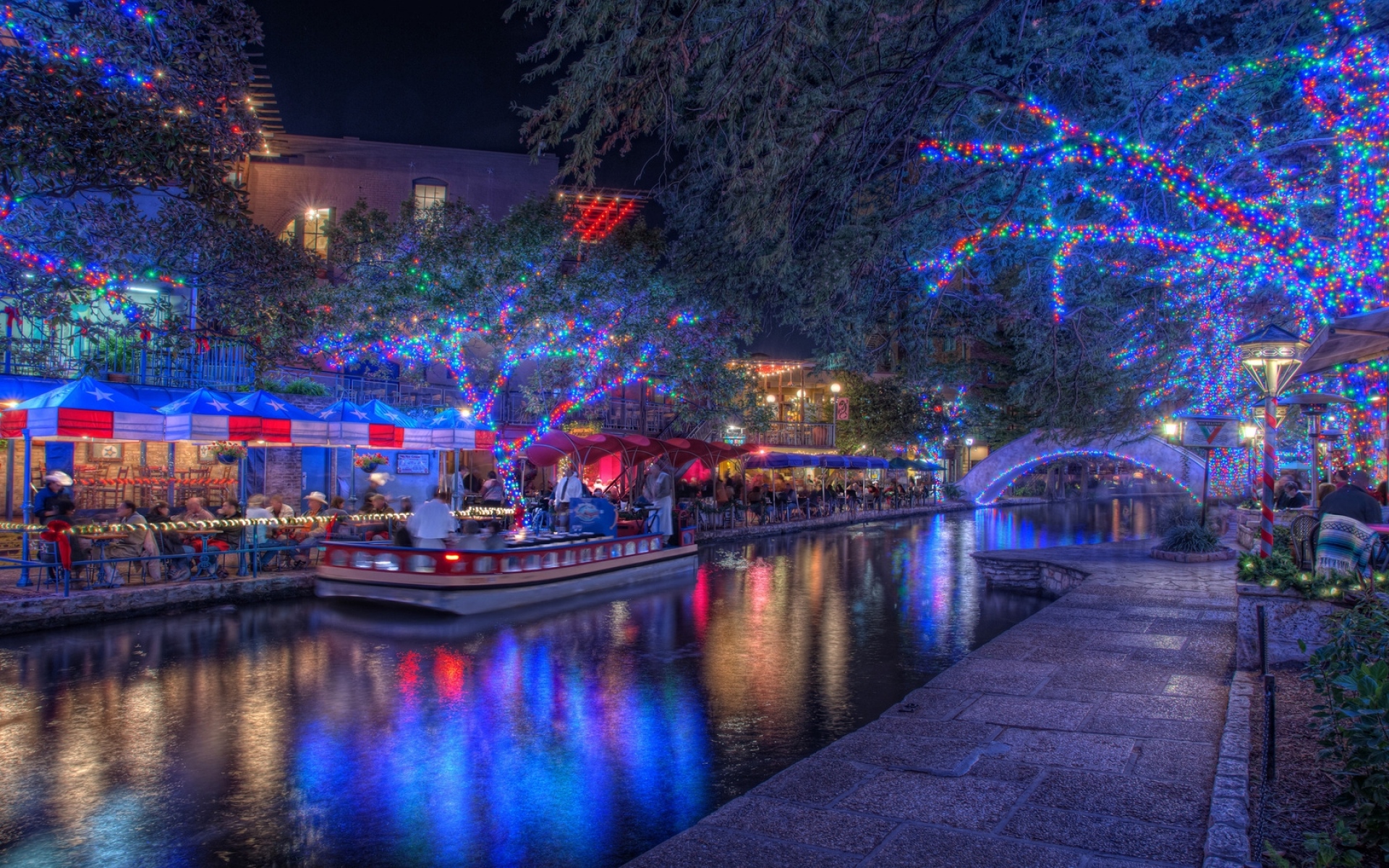 Картинки Сан - Антонио, штат Техас, ночь, развлечение, дерева, украшение, праздник фото и обои на рабочий стол