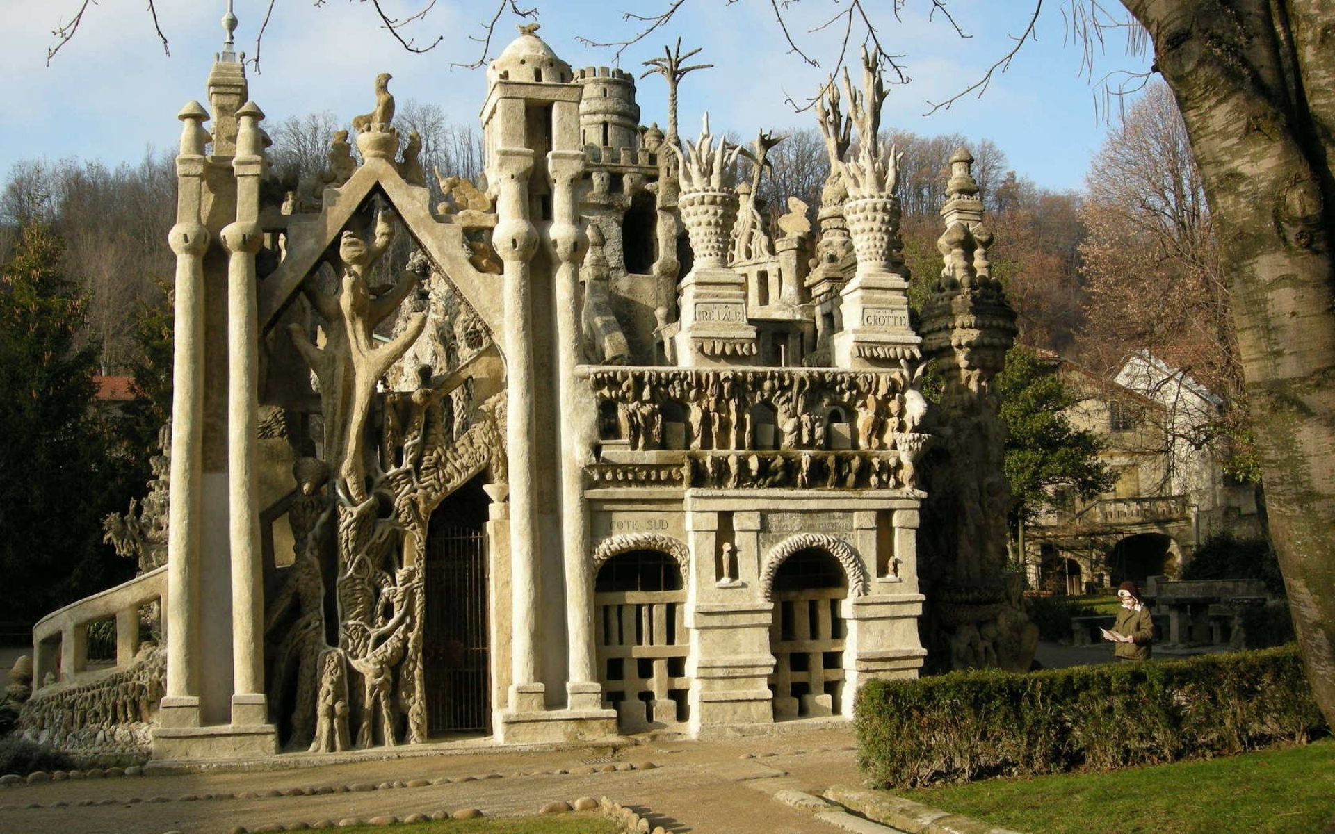Замок Шеваля во Франции