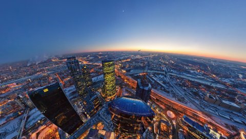 Город, вечер, огни, луна, горизонт
