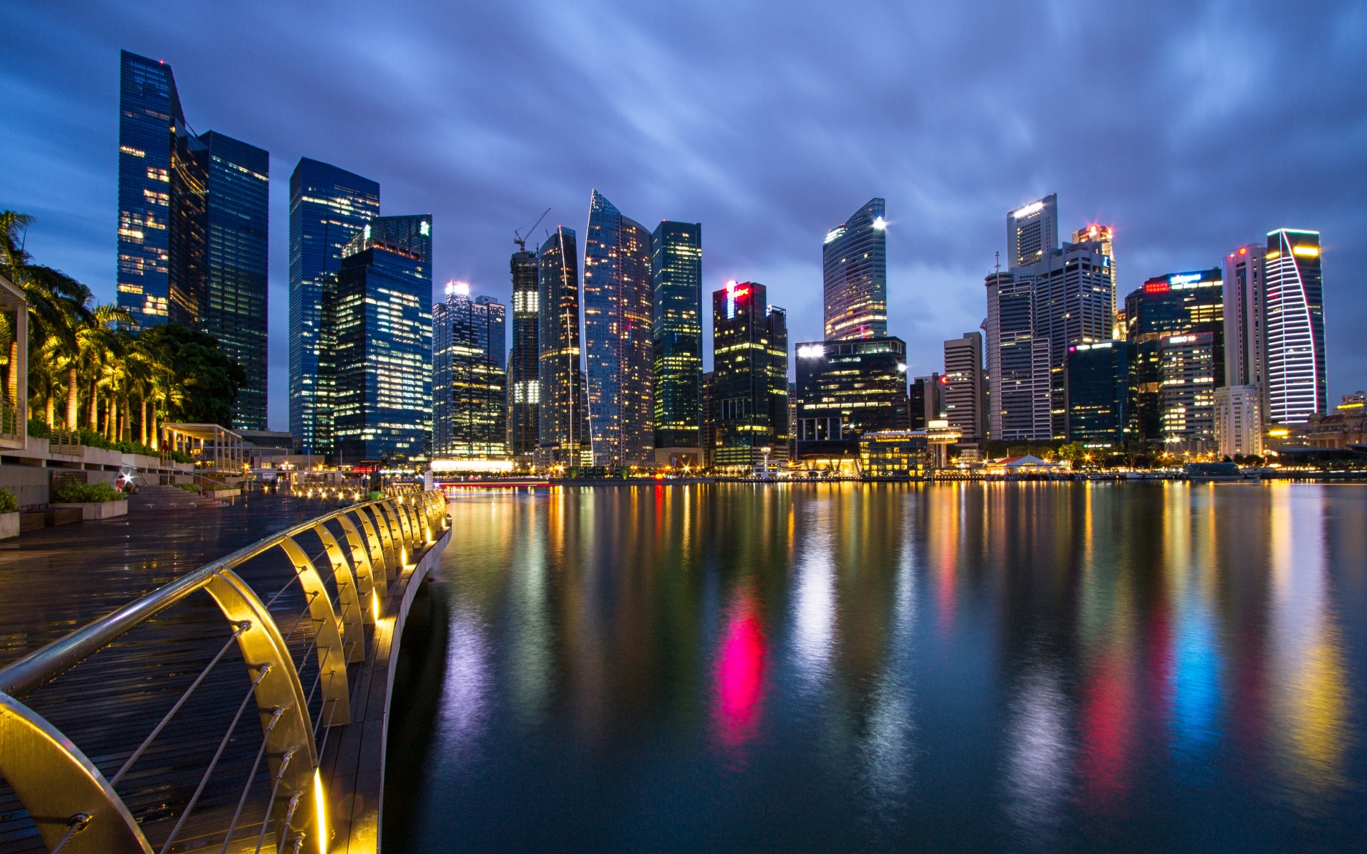 Картинки Малайзия, сингапур, город-государство, мегаполис, небоскребы, ночь, свет, голубой, небо, мост, набережная, разлив фото и обои на рабочий стол