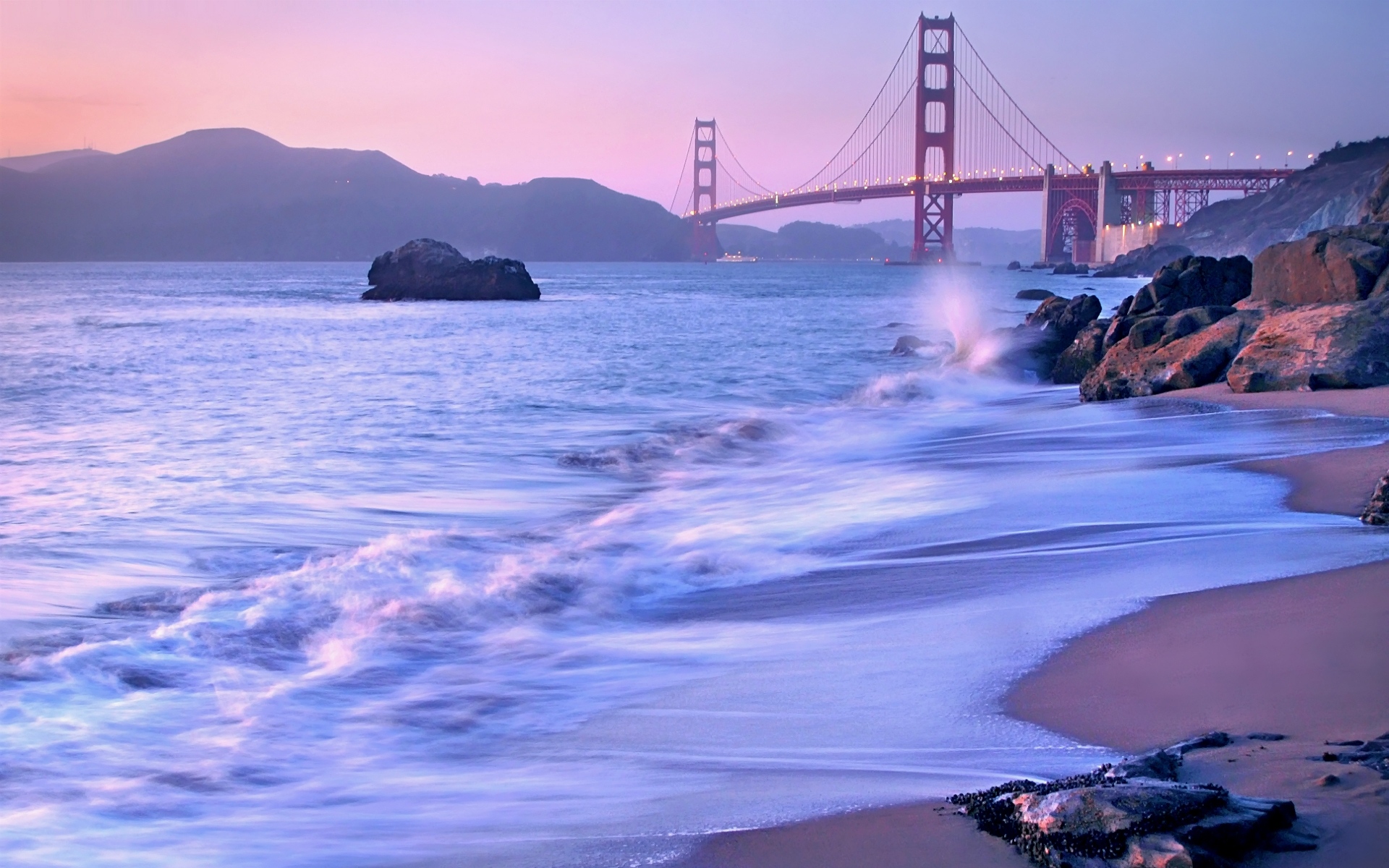 Картинки США, Калифорния, Сан-Франциско, мост, золотые ворота, проливы, пляж, камни, лаванда, фото и обои на рабочий стол