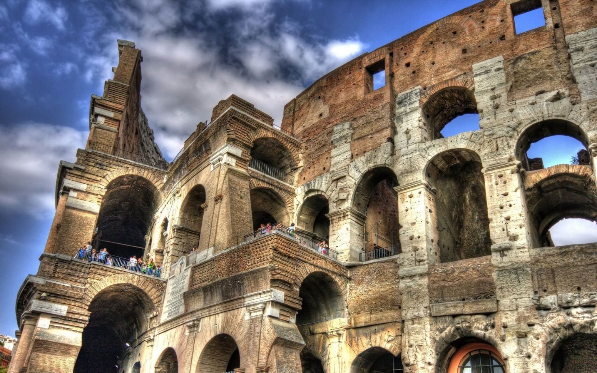 Картинки Colosseum, италия, люди, небо фото и обои на рабочий стол