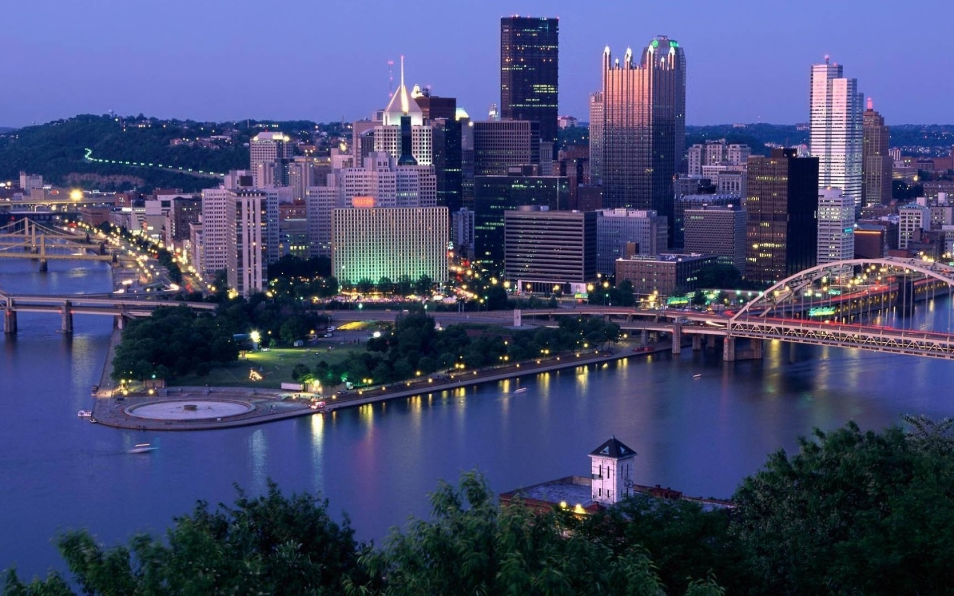 Картинки городского пейзажа, небоскребы, Pittsburgh, огни фото и обои на рабочий стол