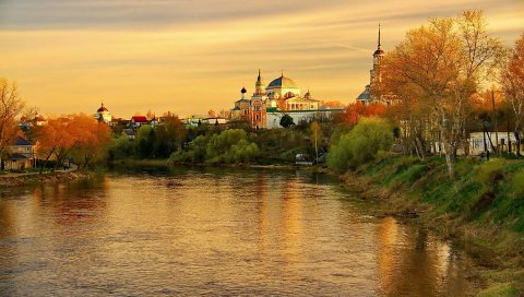 Торжок, Тверская область, вечер, закат, река, отражение, осень, Россия
