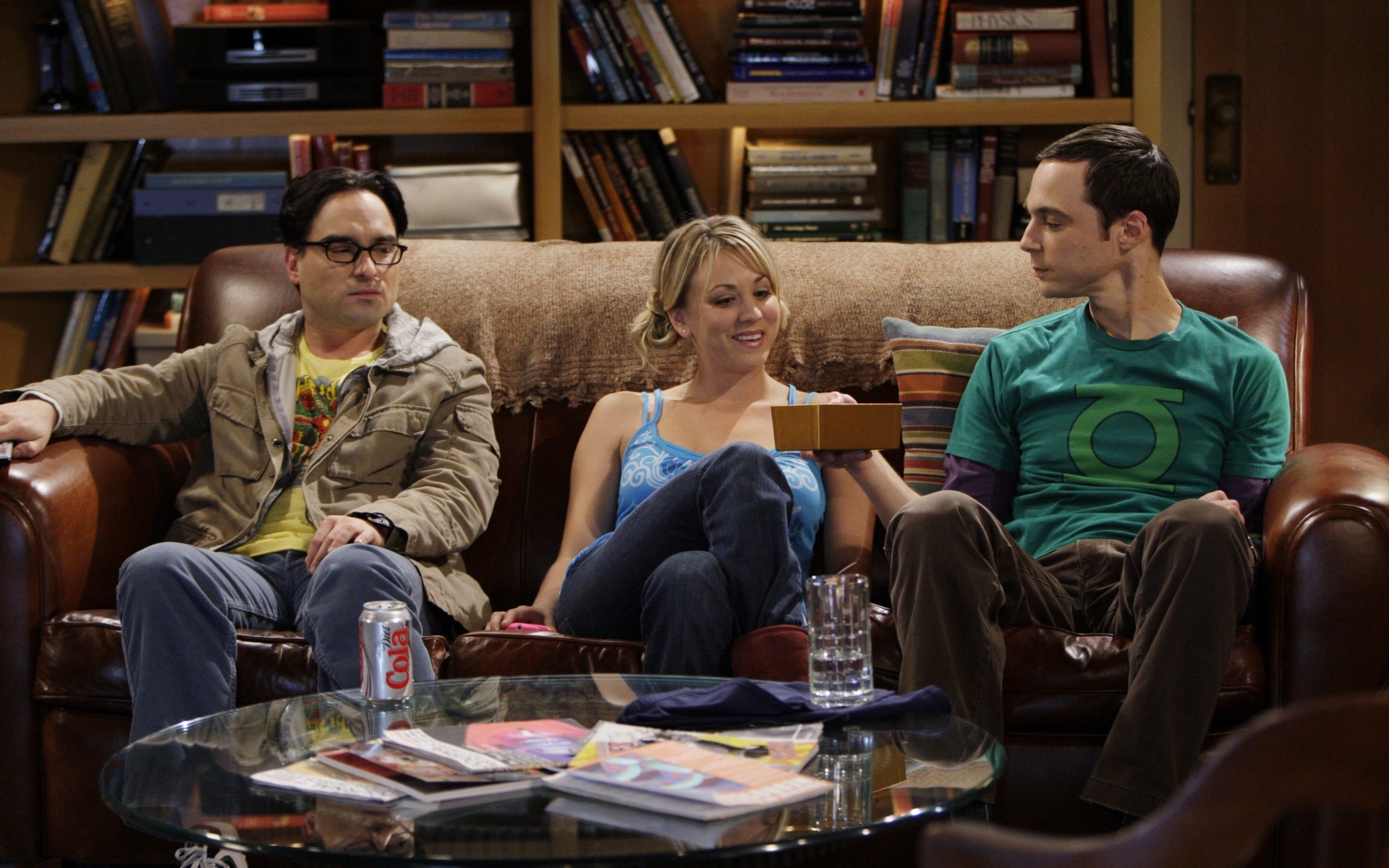 Картинки Теория Большого взрыва, леонарда hofstadter, копейки, sheldon cooper фото и обои на рабочий стол