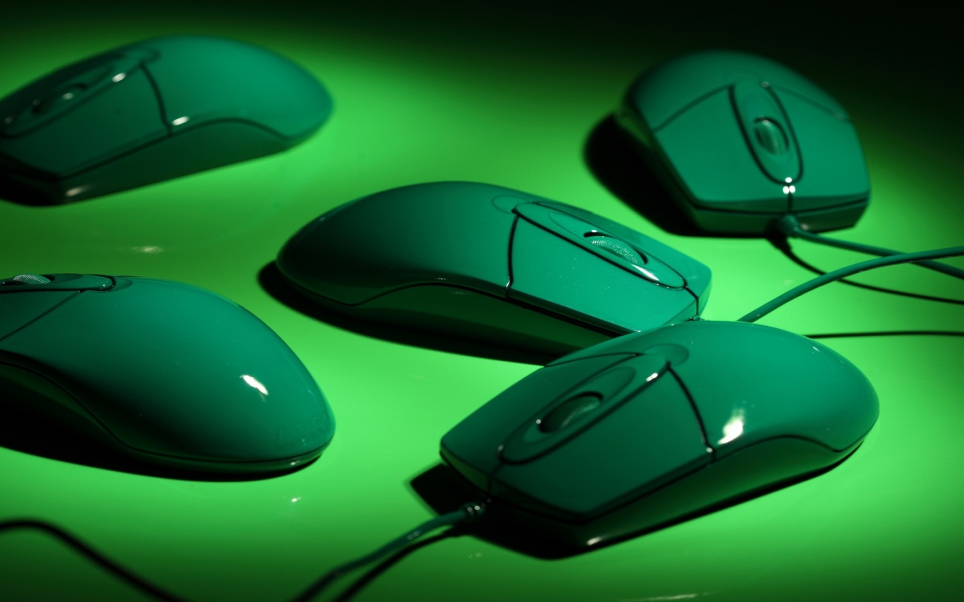 Картинки Компьютерные мыши, зеленый, провод, тень, шнур, USB фото и обои на рабочий стол