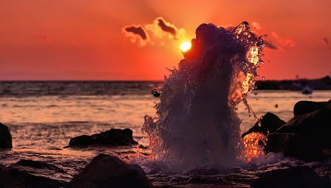 Побережье, море, снижение, гейзер, брызги, камни, диск, солнце