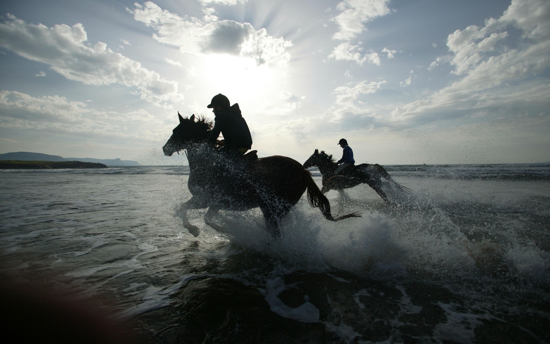 Картинки Лошадь, всадник, всадники, море, спрей фото и обои на рабочий стол