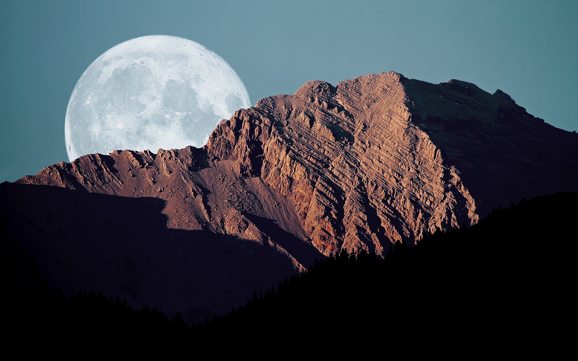 Горы на Луне