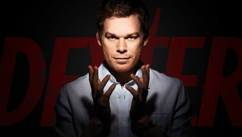Michael c hall, dexter morgan, dexter, рубашка, тень, рука, часы, волосы, улыбка, обаяние, профессионал, маэстро