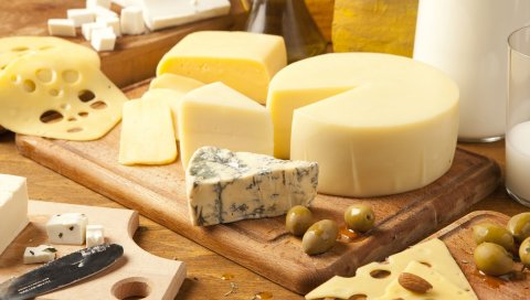 Сыр, плесень, оливки, продукты питания