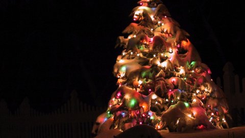 Рождественская елка, гирлянда, снег, улица, праздник, Рождество, ночь