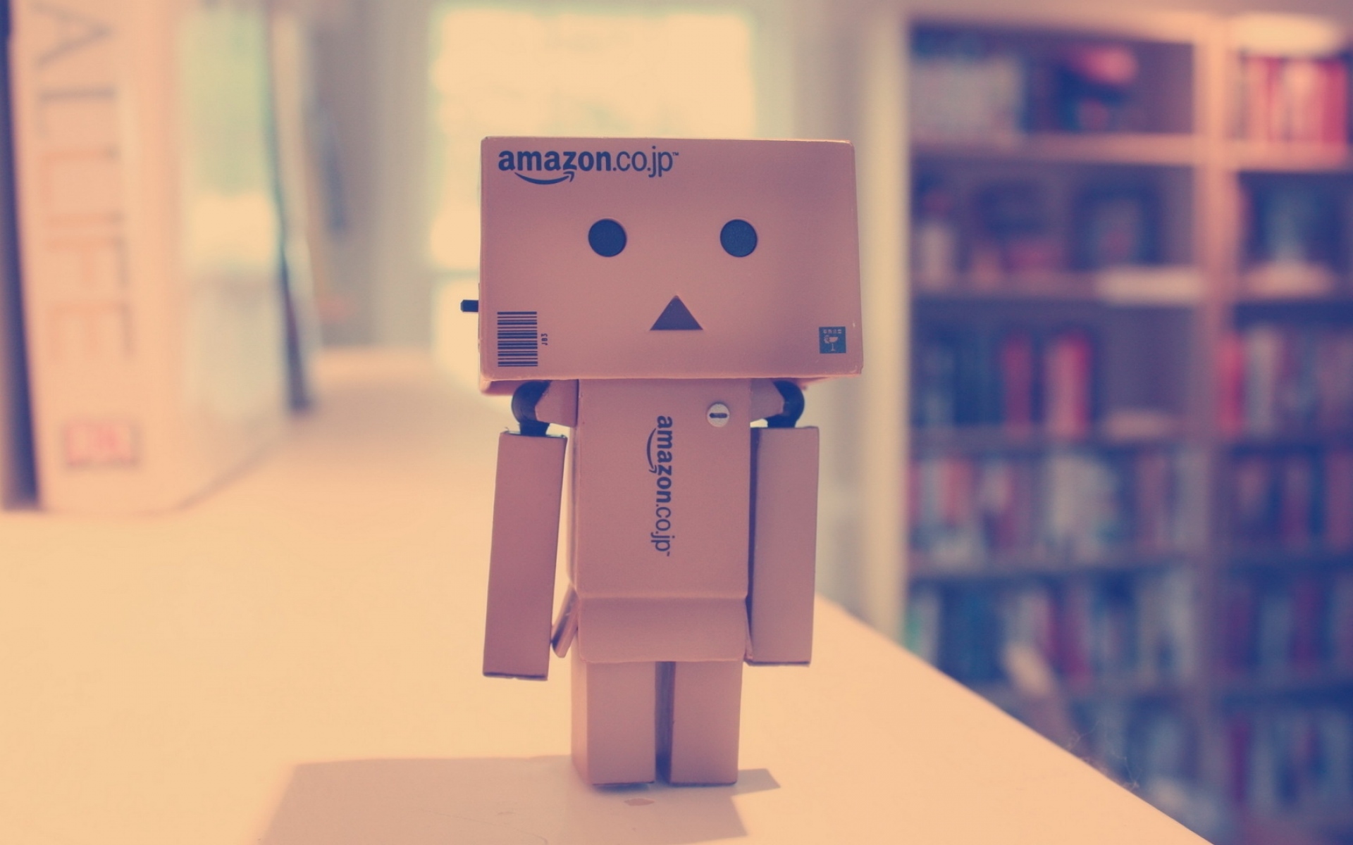 Картинки Danboard, коробки, робот, настроение, фото и обои на рабочий стол