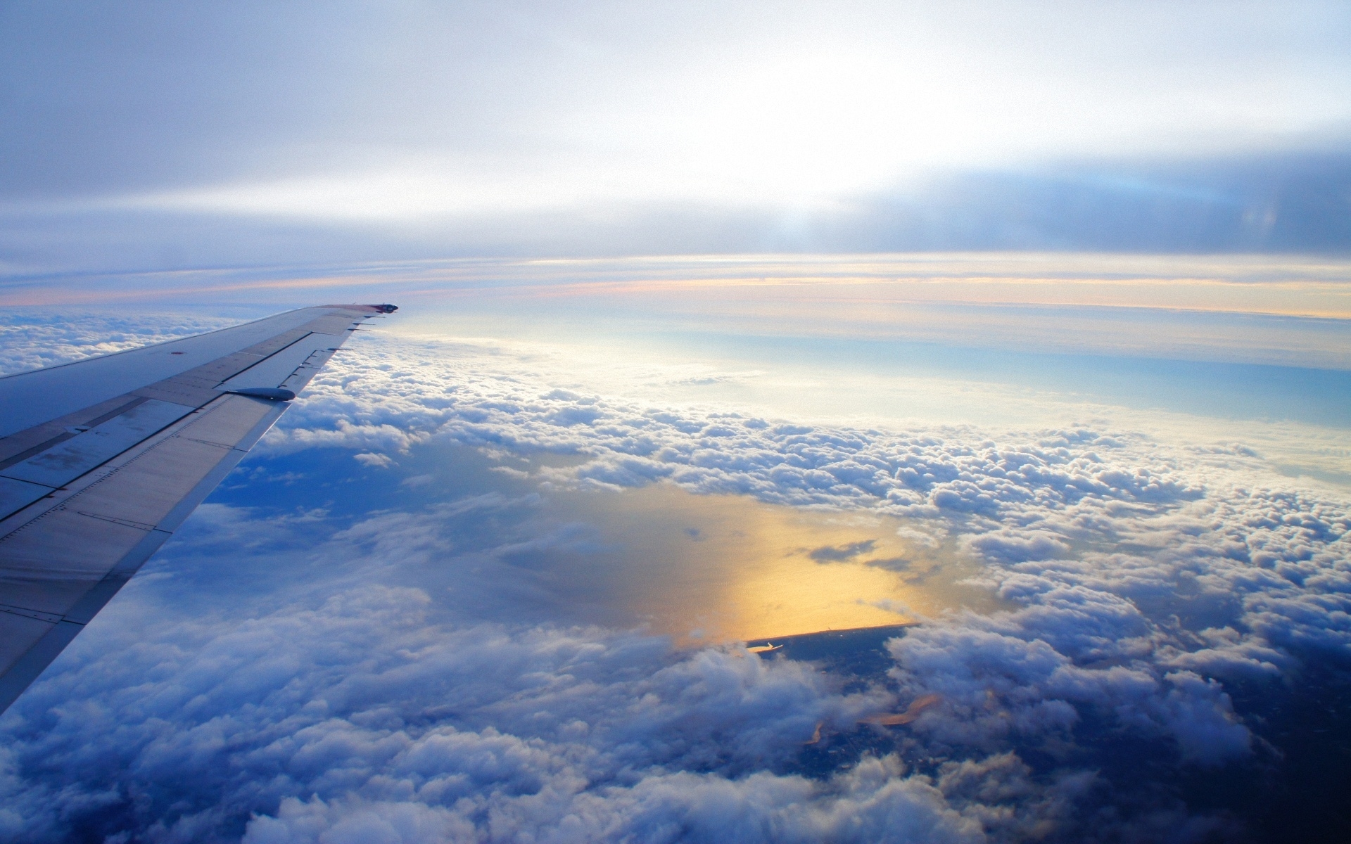 Картинки Небо, высота, облака, самолет, крыло, полет, парящий фото и обои на рабочий стол