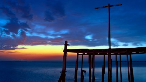 Море, пирс, планки, облака, вечер