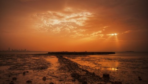 Камни, побережье, море, закат, вечер, руины, мусор