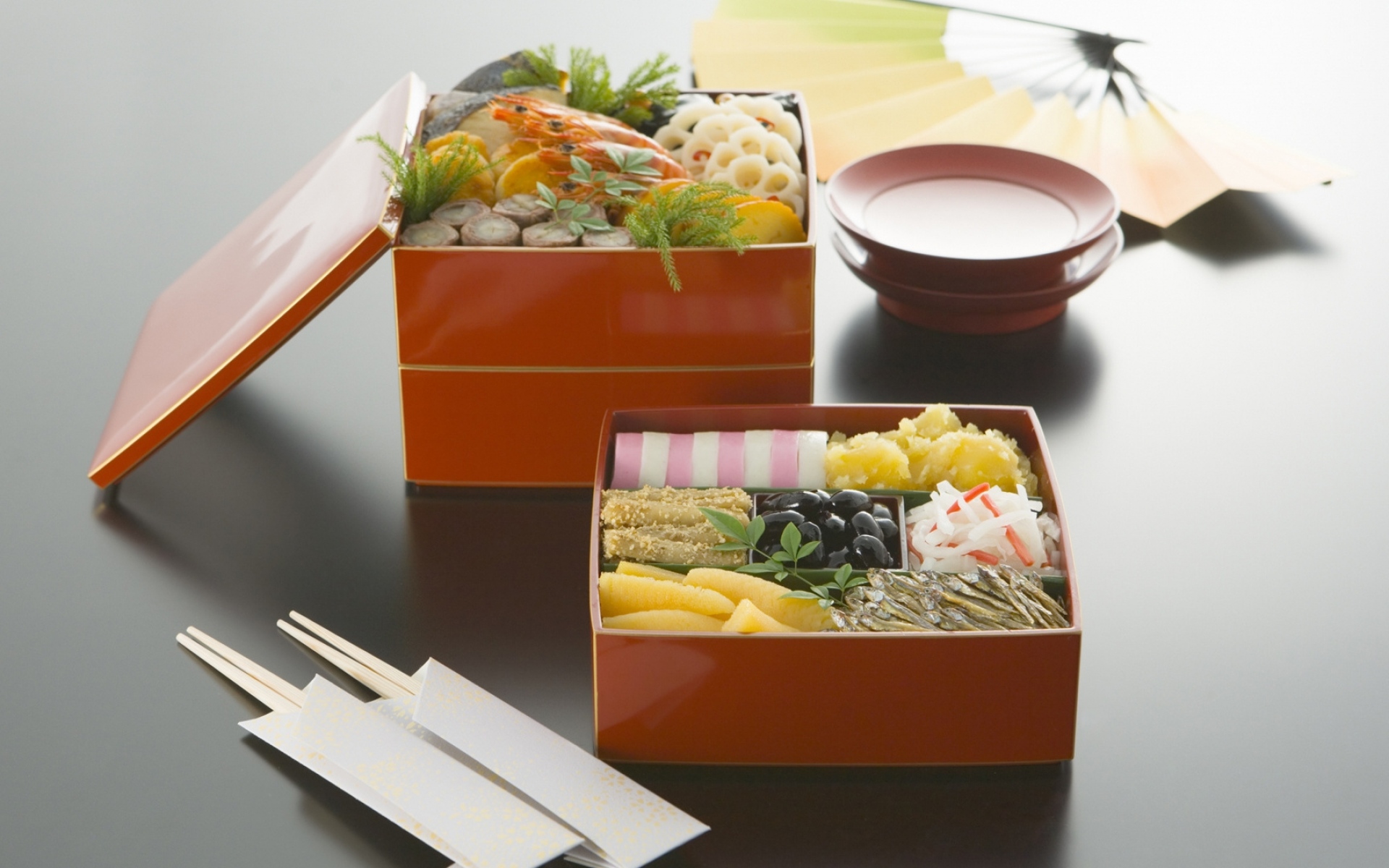 Картинки Коробка, морепродукты, оливки, китайская кухня фото и обои на рабочий стол