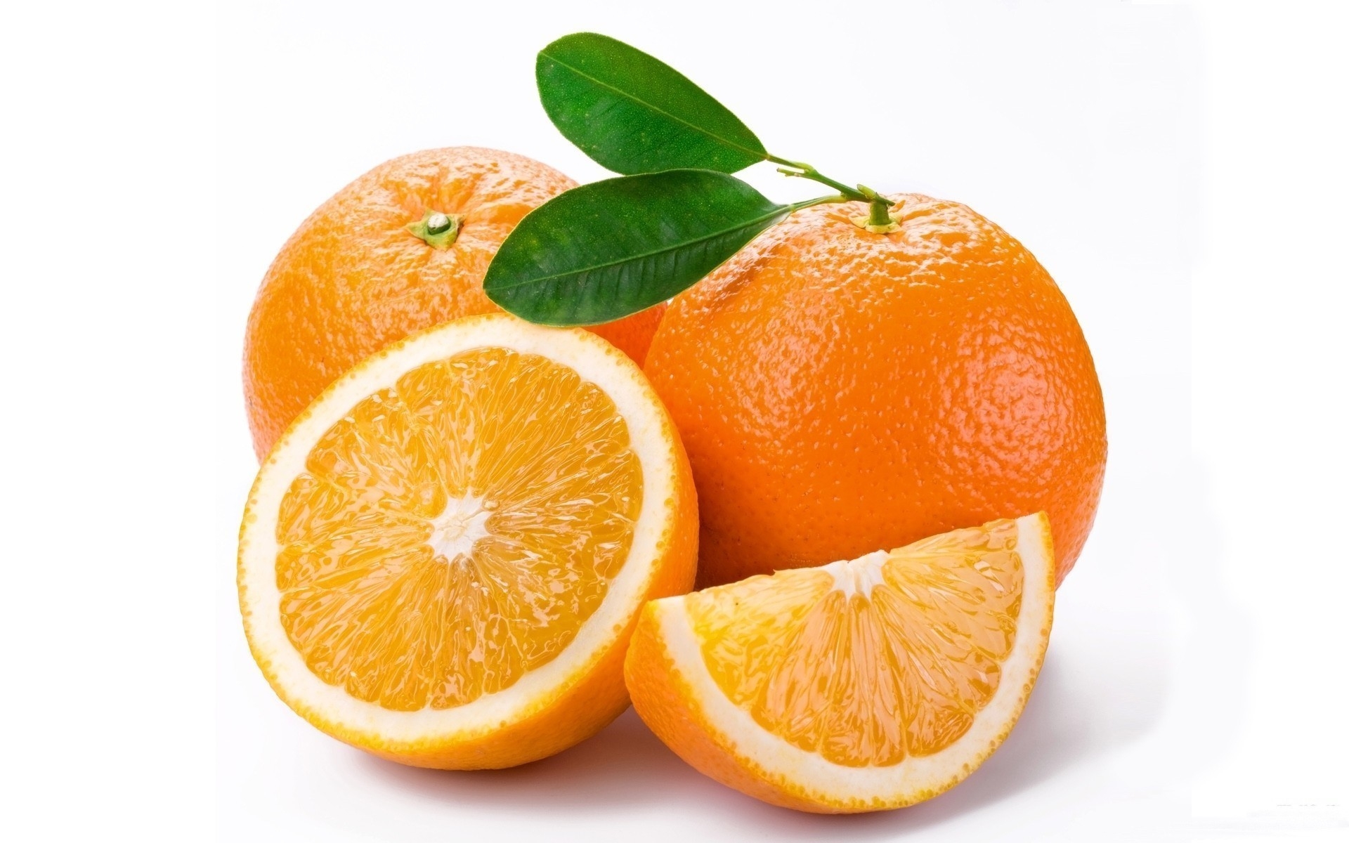 Картинки Апельсины, цитрусовые, белый фон, листья, половина, сегмент фото и обои на рабочий стол