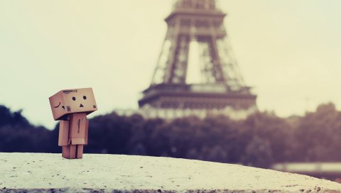 Danboard, box, robot, paris,