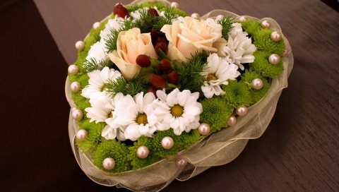 Розы, хризантемы, цветы, сердечки, бусы, украшения