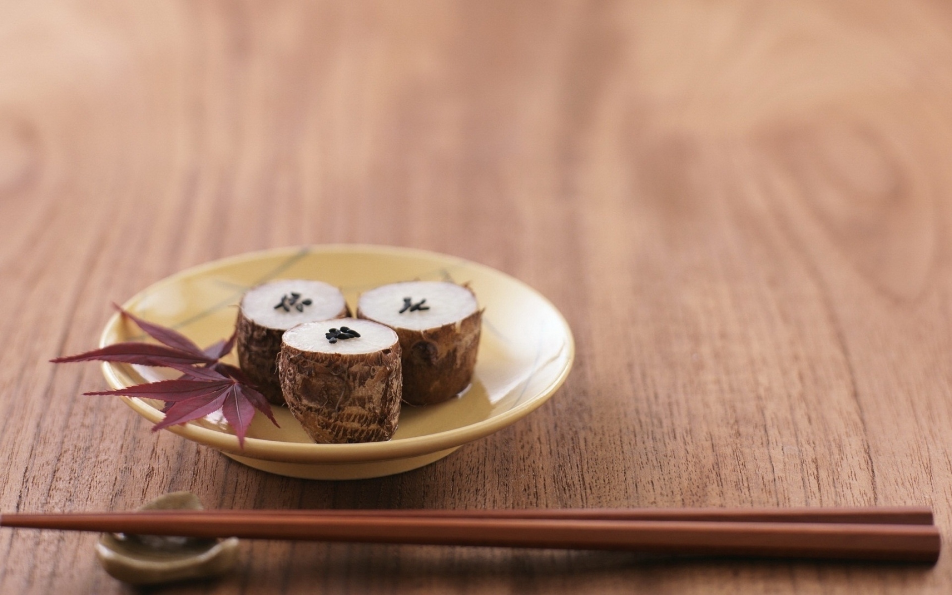 Картинки Суши, палочки, кунжут, китайская кухня, минимализм фото и обои на рабочий стол