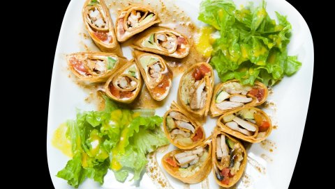 Блины, начинка, курица, салат, огурец, помидор, укладка