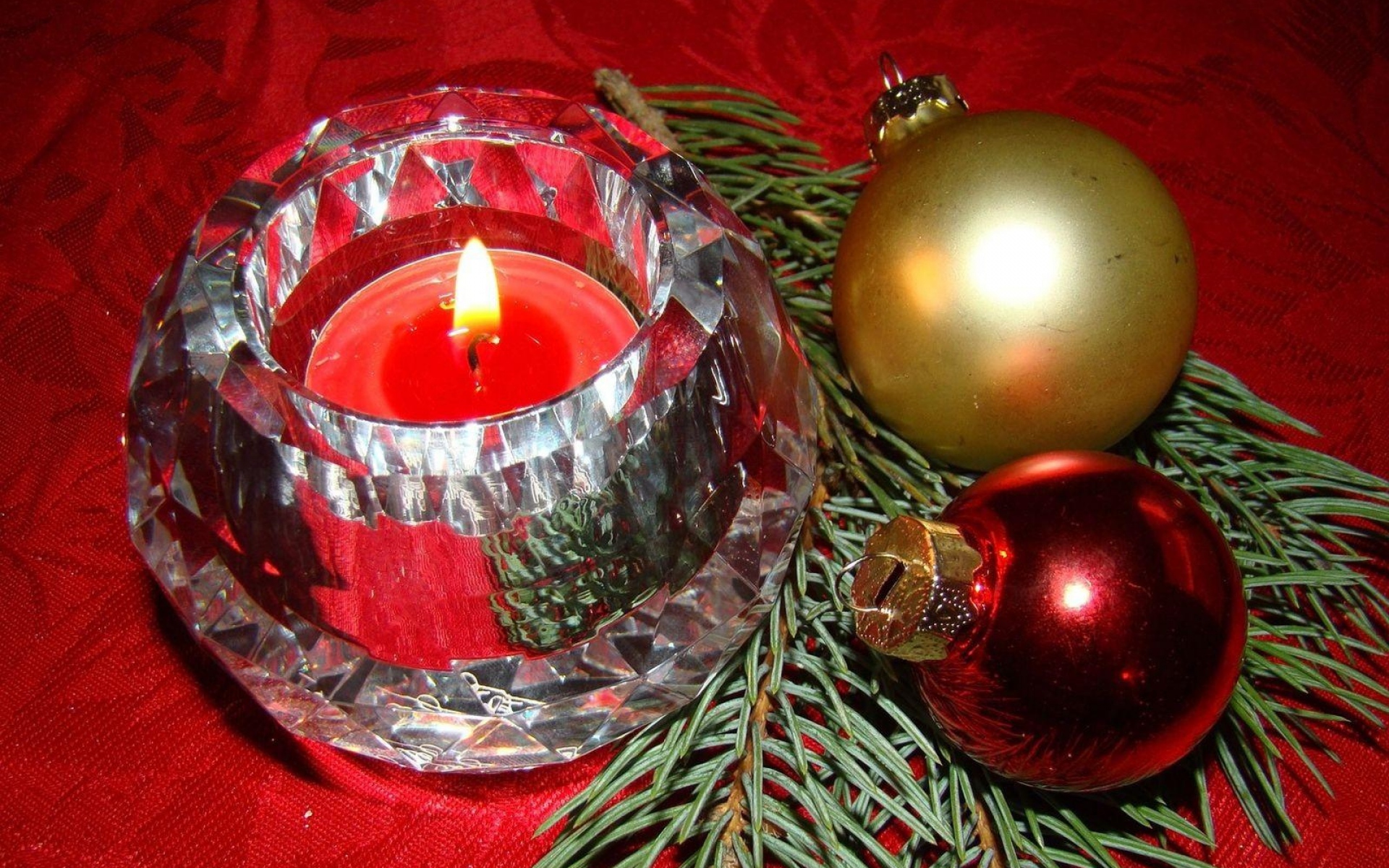 Картинки Свеча, рождественские украшения, воздушные шары, нитки, иглы, атрибуты, праздник фото и обои на рабочий стол