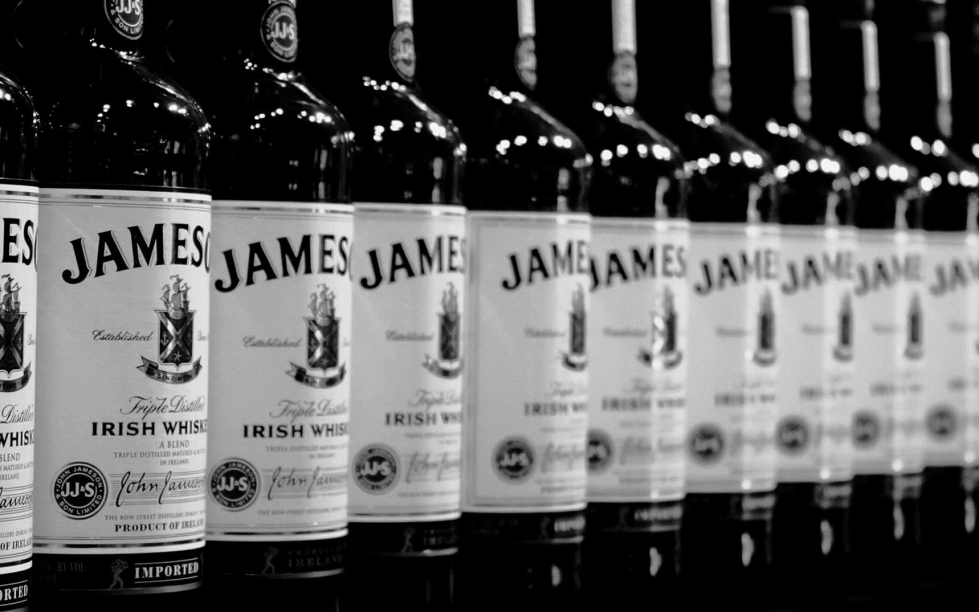 Картинки Виски, jameson, черный белый, бутылка фото и обои на рабочий стол