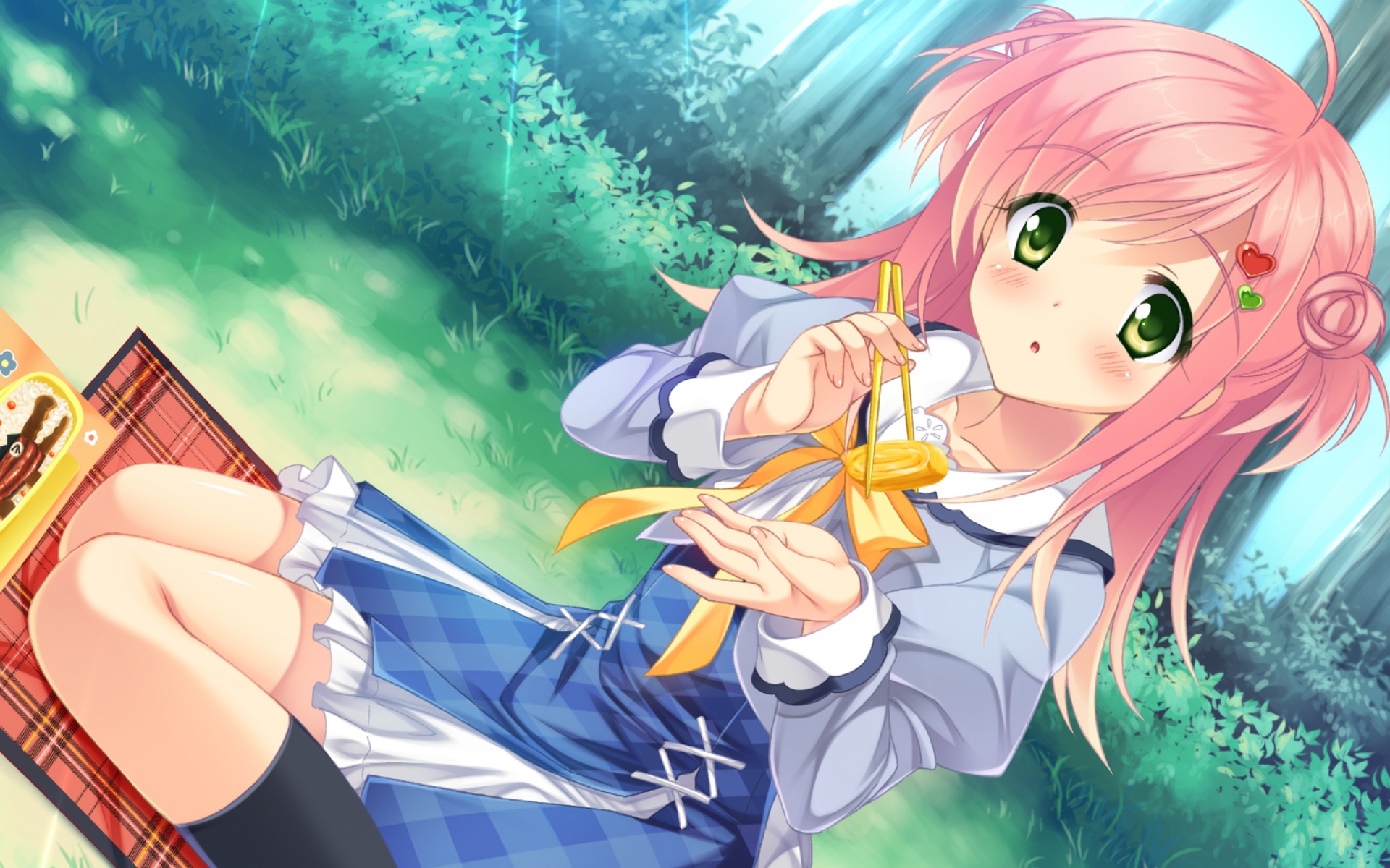 Картинки Игра cg, plaid, sakura no reply, tsukimori chiyoko, девушка, румянец, еда, пикник, палочки для еды фото и обои на рабочий стол